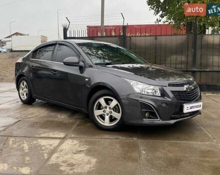 Серый Шевроле Круз, объемом двигателя 1.36 л и пробегом 233 тыс. км за 7090 $, фото 1 на Automoto.ua