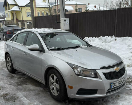 Серый Шевроле Круз, объемом двигателя 1.4 л и пробегом 290 тыс. км за 5350 $, фото 1 на Automoto.ua