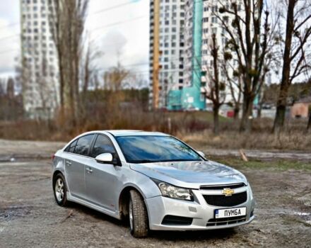 Серый Шевроле Круз, объемом двигателя 1.4 л и пробегом 260 тыс. км за 5597 $, фото 1 на Automoto.ua