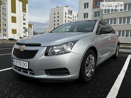 Шевроле Круз 2013 у Вінниці на Automoto.ua Сірий Шевроле Круз, об'ємом двигуна 1.8 л та пробігом 142 тис. км за 8600 $, фото 1 на Automoto.ua