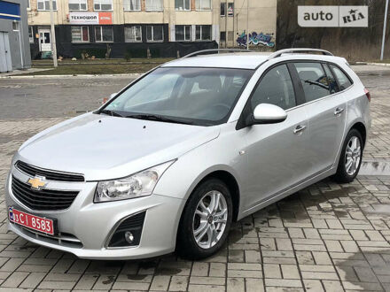 Шевроле Круз 2013 в Луцке на Automoto.ua Серый Шевроле Круз, объемом двигателя 2 л и пробегом 177 тыс. км за 9200 $, фото 1 на Automoto.ua