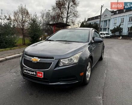 Серый Шевроле Круз, объемом двигателя 1.4 л и пробегом 257 тыс. км за 6440 $, фото 1 на Automoto.ua
