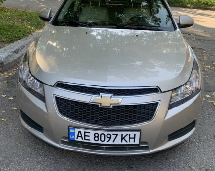 Серый Шевроле Круз, объемом двигателя 1.4 л и пробегом 250 тыс. км за 6800 $, фото 1 на Automoto.ua