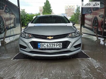 Шевроле Круз 2016 в Львове на Automoto.ua Серый Шевроле Круз, объемом двигателя 1.4 л и пробегом 101 тыс. км за 10000 $, фото 1 на Automoto.ua
