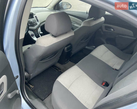 Синій Шевроле Круз, об'ємом двигуна 1.6 л та пробігом 199 тис. км за 5900 $, фото 9 на Automoto.ua