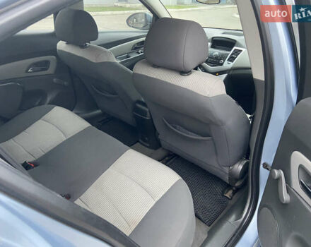 Синій Шевроле Круз, об'ємом двигуна 1.6 л та пробігом 199 тис. км за 5900 $, фото 11 на Automoto.ua