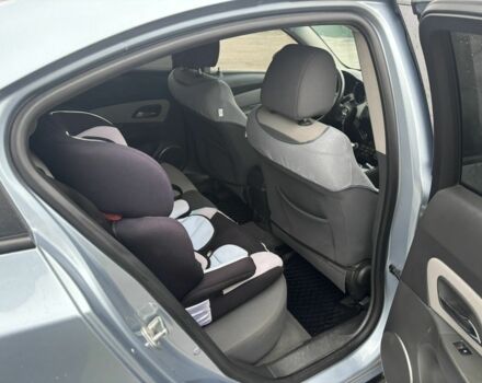 Синий Шевроле Круз, объемом двигателя 1.6 л и пробегом 201 тыс. км за 5900 $, фото 2 на Automoto.ua