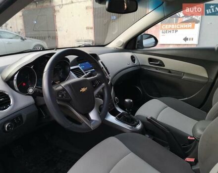Синій Шевроле Круз, об'ємом двигуна 1.8 л та пробігом 173 тис. км за 5800 $, фото 27 на Automoto.ua
