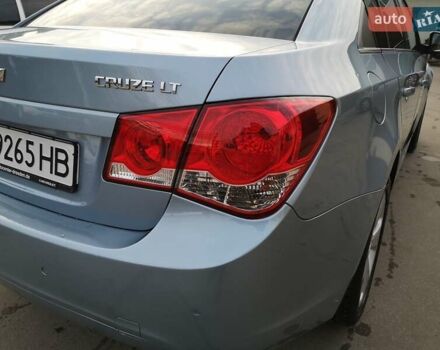 Синій Шевроле Круз, об'ємом двигуна 1.8 л та пробігом 173 тис. км за 5800 $, фото 17 на Automoto.ua