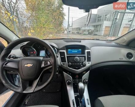 Синій Шевроле Круз, об'ємом двигуна 1.8 л та пробігом 248 тис. км за 6200 $, фото 7 на Automoto.ua