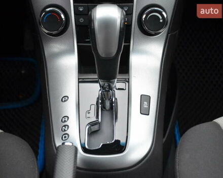 Синий Шевроле Круз, объемом двигателя 2 л и пробегом 160 тыс. км за 8999 $, фото 27 на Automoto.ua