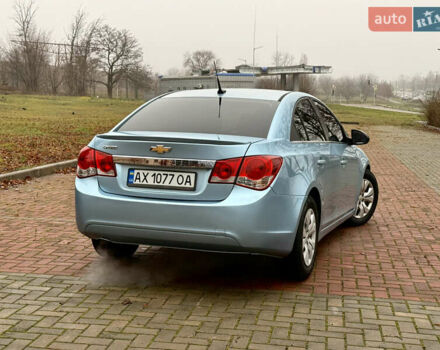 Синий Шевроле Круз, объемом двигателя 1.8 л и пробегом 249 тыс. км за 6600 $, фото 12 на Automoto.ua