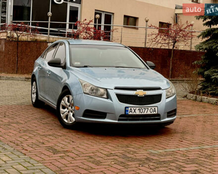 Синий Шевроле Круз, объемом двигателя 1.8 л и пробегом 215 тыс. км за 6600 $, фото 5 на Automoto.ua