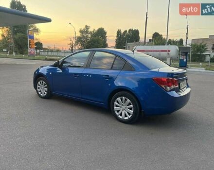 Синий Шевроле Круз, объемом двигателя 1.8 л и пробегом 127 тыс. км за 7500 $, фото 16 на Automoto.ua