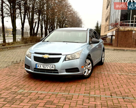 Синий Шевроле Круз, объемом двигателя 1.8 л и пробегом 215 тыс. км за 6600 $, фото 1 на Automoto.ua