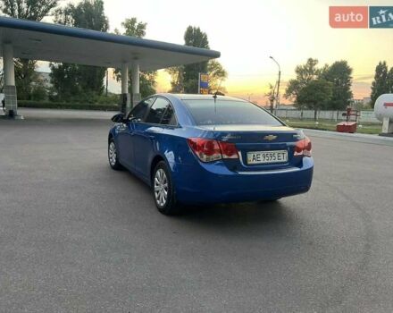 Синий Шевроле Круз, объемом двигателя 1.8 л и пробегом 127 тыс. км за 7500 $, фото 14 на Automoto.ua