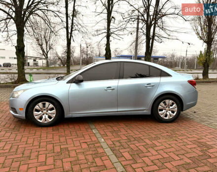 Синий Шевроле Круз, объемом двигателя 1.8 л и пробегом 249 тыс. км за 6500 $, фото 23 на Automoto.ua