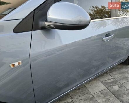 Синий Шевроле Круз, объемом двигателя 2 л и пробегом 127 тыс. км за 6950 $, фото 45 на Automoto.ua