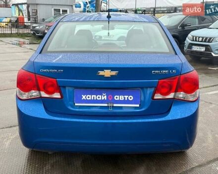 Синий Шевроле Круз, объемом двигателя 1.6 л и пробегом 155 тыс. км за 8700 $, фото 5 на Automoto.ua