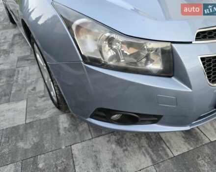 Синий Шевроле Круз, объемом двигателя 2 л и пробегом 127 тыс. км за 6950 $, фото 34 на Automoto.ua