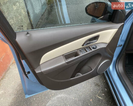 Синий Шевроле Круз, объемом двигателя 1.36 л и пробегом 123 тыс. км за 7500 $, фото 7 на Automoto.ua