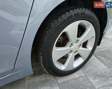 Синий Шевроле Круз, объемом двигателя 2 л и пробегом 127 тыс. км за 6950 $, фото 47 на Automoto.ua