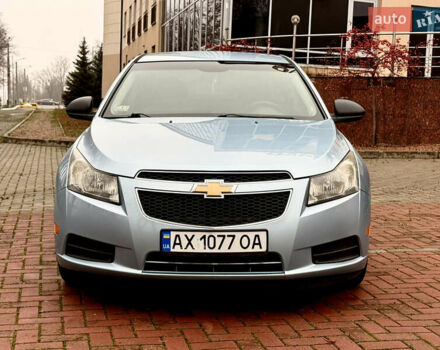 Синий Шевроле Круз, объемом двигателя 1.8 л и пробегом 215 тыс. км за 6600 $, фото 6 на Automoto.ua