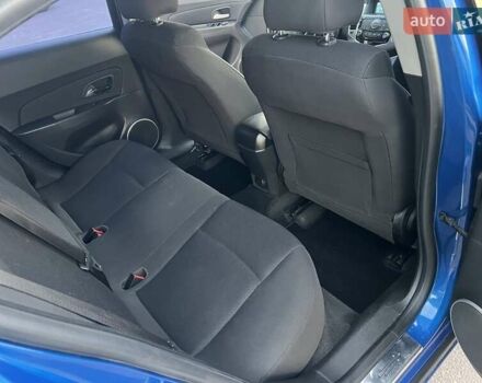 Синий Шевроле Круз, объемом двигателя 1.8 л и пробегом 127 тыс. км за 7500 $, фото 20 на Automoto.ua
