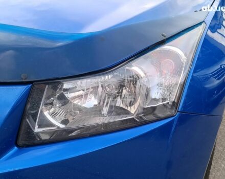 Синий Шевроле Круз, объемом двигателя 1.6 л и пробегом 161 тыс. км за 6850 $, фото 2 на Automoto.ua