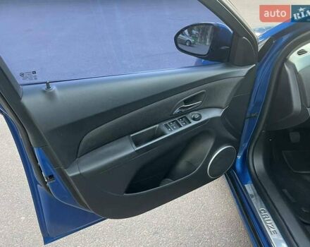 Синий Шевроле Круз, объемом двигателя 1.8 л и пробегом 127 тыс. км за 7500 $, фото 15 на Automoto.ua