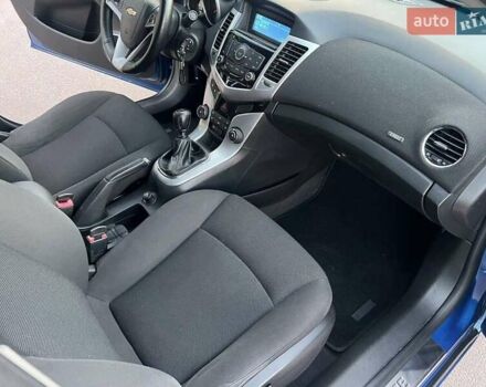 Синий Шевроле Круз, объемом двигателя 1.8 л и пробегом 127 тыс. км за 7500 $, фото 7 на Automoto.ua