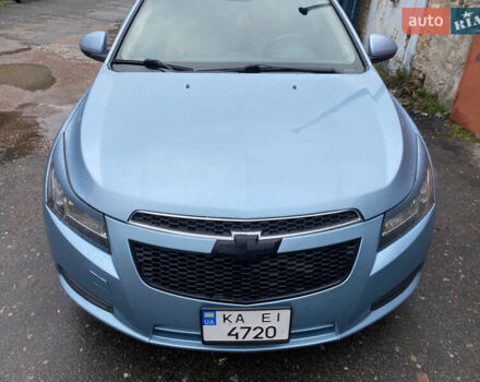 Синий Шевроле Круз, объемом двигателя 1.36 л и пробегом 123 тыс. км за 7500 $, фото 5 на Automoto.ua