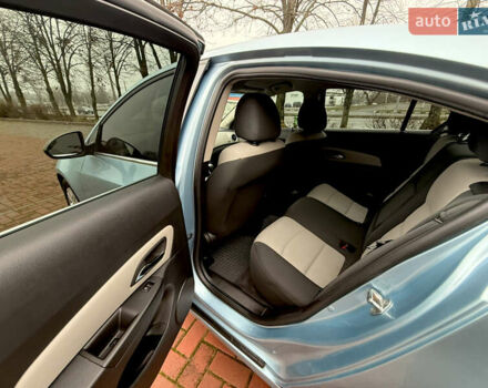 Синій Шевроле Круз, об'ємом двигуна 1.8 л та пробігом 249 тис. км за 6500 $, фото 30 на Automoto.ua