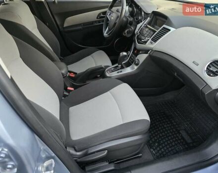 Синий Шевроле Круз, объемом двигателя 2 л и пробегом 127 тыс. км за 6950 $, фото 22 на Automoto.ua