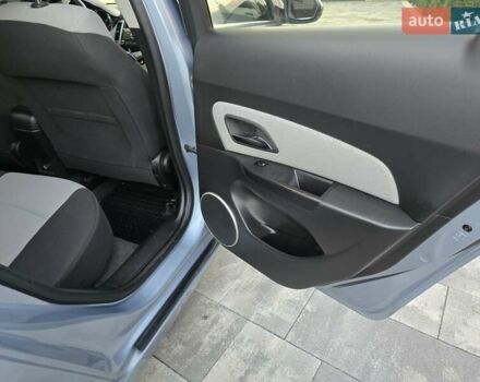 Синий Шевроле Круз, объемом двигателя 2 л и пробегом 127 тыс. км за 6950 $, фото 27 на Automoto.ua