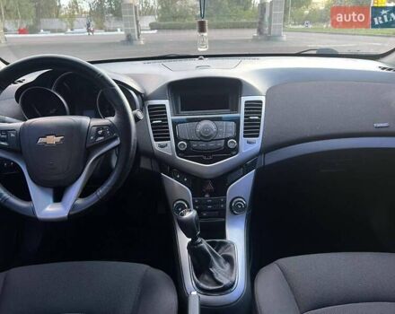 Синий Шевроле Круз, объемом двигателя 1.8 л и пробегом 127 тыс. км за 7500 $, фото 1 на Automoto.ua