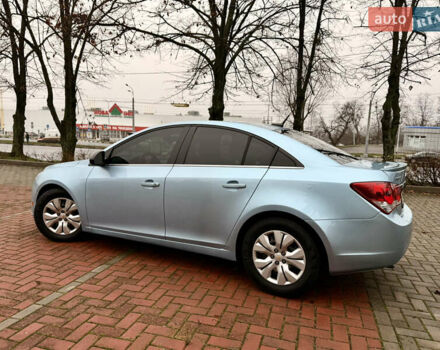 Синий Шевроле Круз, объемом двигателя 1.8 л и пробегом 249 тыс. км за 6500 $, фото 15 на Automoto.ua