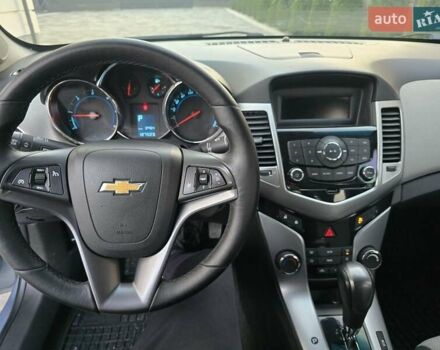 Синий Шевроле Круз, объемом двигателя 2 л и пробегом 127 тыс. км за 6950 $, фото 16 на Automoto.ua