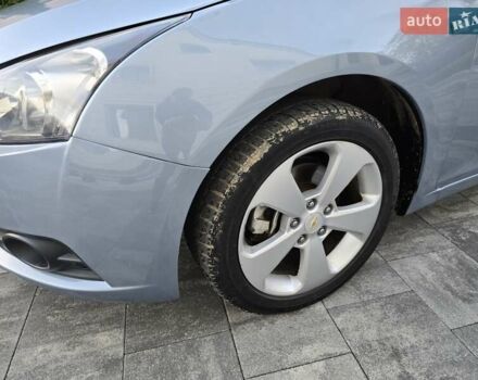 Синий Шевроле Круз, объемом двигателя 2 л и пробегом 127 тыс. км за 6950 $, фото 41 на Automoto.ua