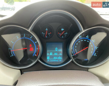 Синий Шевроле Круз, объемом двигателя 1.36 л и пробегом 123 тыс. км за 7500 $, фото 1 на Automoto.ua