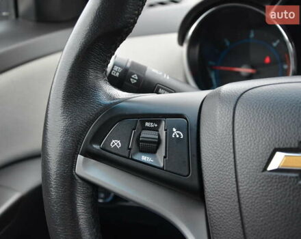 Синий Шевроле Круз, объемом двигателя 2 л и пробегом 160 тыс. км за 8999 $, фото 20 на Automoto.ua