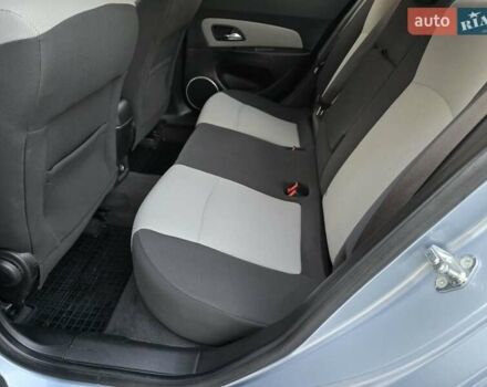 Синий Шевроле Круз, объемом двигателя 2 л и пробегом 127 тыс. км за 6950 $, фото 19 на Automoto.ua