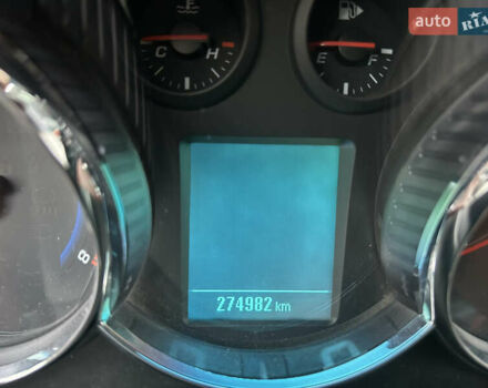 Синий Шевроле Круз, объемом двигателя 1.36 л и пробегом 280 тыс. км за 6500 $, фото 16 на Automoto.ua