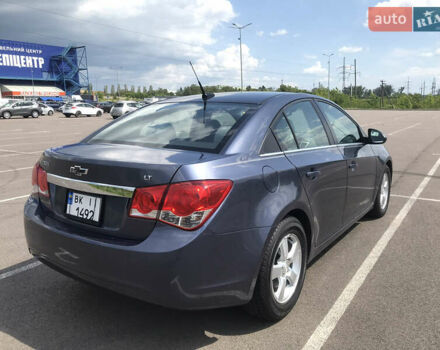 Синий Шевроле Круз, объемом двигателя 1.4 л и пробегом 230 тыс. км за 7500 $, фото 7 на Automoto.ua