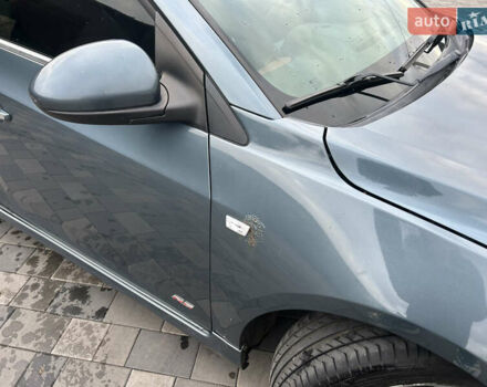 Синий Шевроле Круз, объемом двигателя 1.36 л и пробегом 280 тыс. км за 6500 $, фото 11 на Automoto.ua