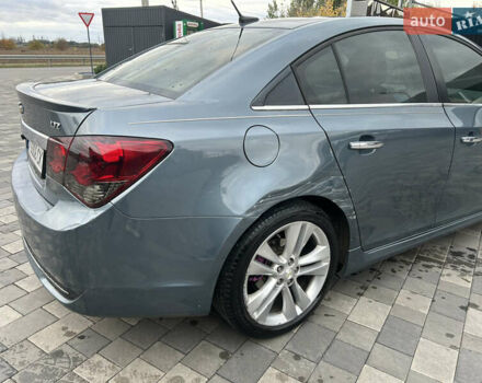 Синий Шевроле Круз, объемом двигателя 1.36 л и пробегом 280 тыс. км за 6500 $, фото 8 на Automoto.ua