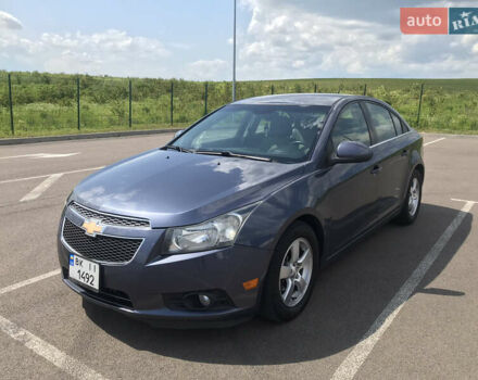 Синий Шевроле Круз, объемом двигателя 1.4 л и пробегом 230 тыс. км за 7500 $, фото 1 на Automoto.ua
