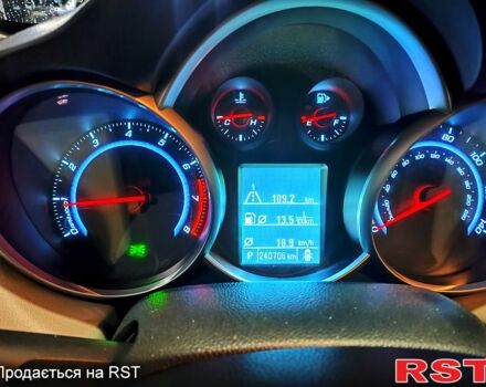 Синий Шевроле Круз, объемом двигателя 1.8 л и пробегом 240 тыс. км за 6700 $, фото 3 на Automoto.ua