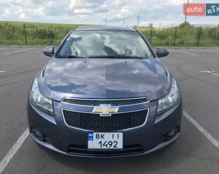 Синий Шевроле Круз, объемом двигателя 1.4 л и пробегом 230 тыс. км за 7500 $, фото 2 на Automoto.ua