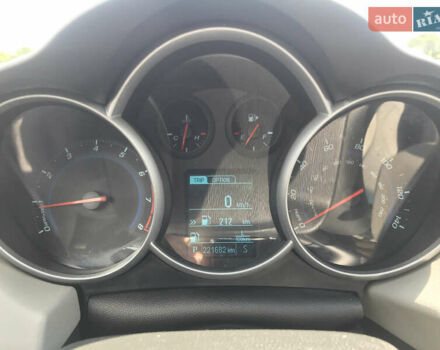 Синий Шевроле Круз, объемом двигателя 1.4 л и пробегом 230 тыс. км за 7500 $, фото 18 на Automoto.ua